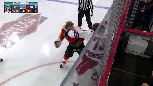 Bruutste ijshockeygevecht van het jaar: NHL'ers beuken een halve minuut lang op elkaar in