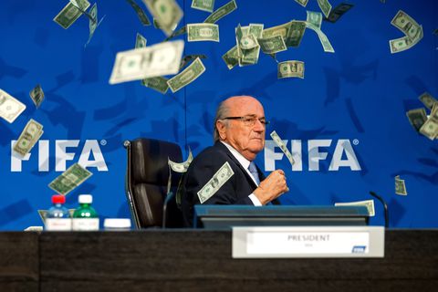 Beruchte oud-voetbalbaas voelt zich 'slachtoffer van heksenjacht': 'Ik ben een eerlijke man'