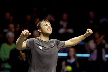 IJzersterke Tallon Griekspoor tennist zich naar eerste zege op top-tienspeler van het jaar