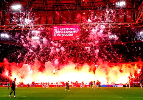 Ajax hoort eindelijk straf voor vuurwerkregen tegen FC Groningen: KNVB is mild na eigen initiatief Amsterdammers