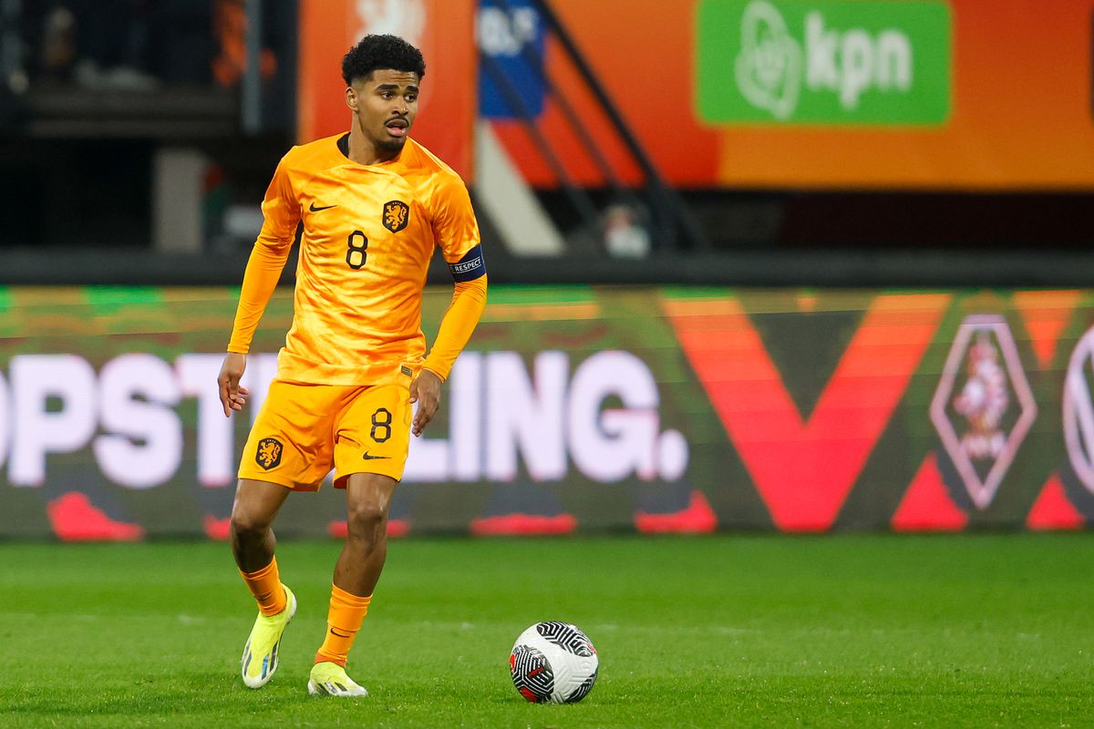 EK voetbal onder 21 | Jong Oranje in sneltreinvaart op weg naar kwalificatie