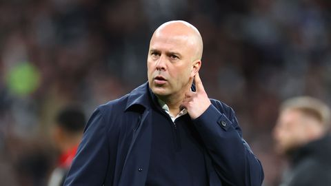 Klap voor Arne Slot en Liverpool: 'Sterspeler tekent miljoenendeal bij andere topclub'
