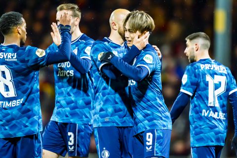 Feyenoord heeft tweede Champions League-ticket definitief binnen na zege op Go Ahead, PSV officieel nog geen kampioen