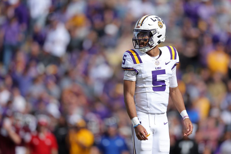 NFL-prospect Jayden Daniels reageert op ophef om 'vreemde elleboog': 'Stop met liegen'