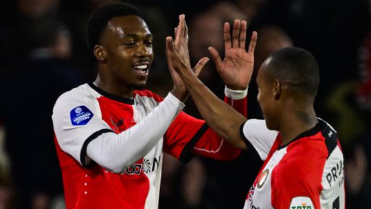 'Leider' Antoni Milambo (20) zet Feyenoord-aanvoerder op zijn plek: 'Dat was wel de afspraak'