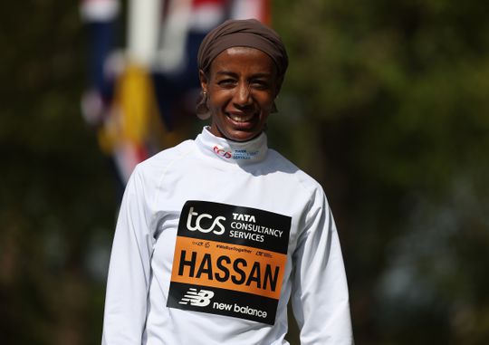 Topatlete Sifan Hassan liet discipline los na Spelen in Parijs: 'Daardoor werd ik 10 kilo zwaarder'