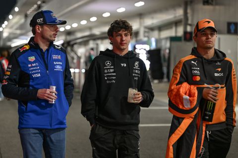Rivaal Max Verstappen duikt plots op in Nederland: F1-ster verrast Eindhovens bedrijf