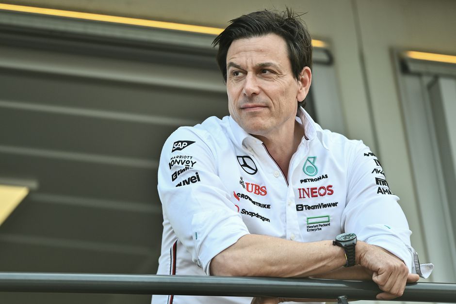 Mercedes' Toto Wolff weet het zeker: 'Max Verstappen komt ooit op ons pad'