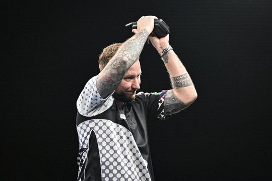 Ontknoping Dutch Darts Championship: Nijman in Nederlands onderonsje langs Van Duijvenbode, ook Noppert door