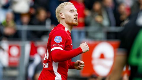 AZ-held Mexx Meerdink heeft opvallend antwoord op missen EK met Jong Oranje: 'Misschien wel beter'