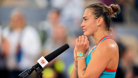 Toptennisster Aryna Sabalenka wil maar één ding van huilende Rafael Nadal: 'Hoe? Hoe dan?'