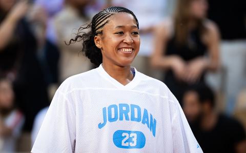 Toptennisster Naomi Osaka organiseert bijzonder feest voor Roland Garros: 'De meeste dagen voel je je echt geïsoleerd'