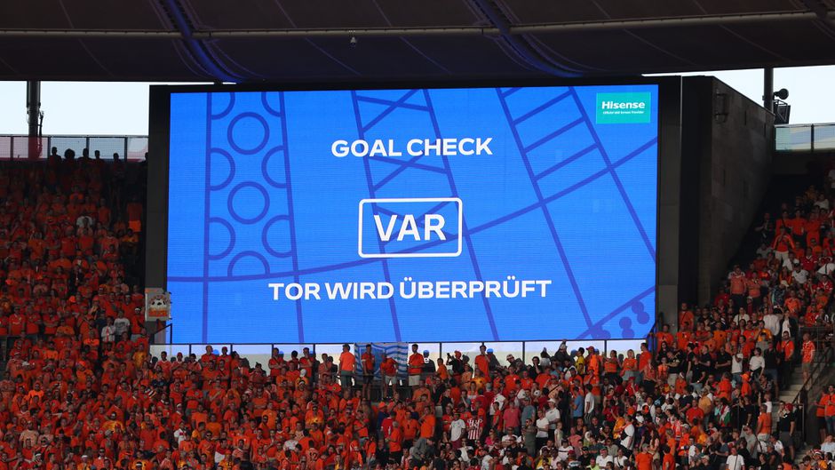 Video's | Bekijk hier alle doelpunten uit het spektakelstuk tussen Nederland en Oostenrijk