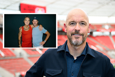 Topcoach Erik ten Hag loopt bij terugkeer in stadion van Ajax popster tegen het lijf: 'Beste avond ooit'