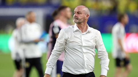 Bondscoach is woest op WK voetbal en kapt interview af: 'We gaan naar huis'
