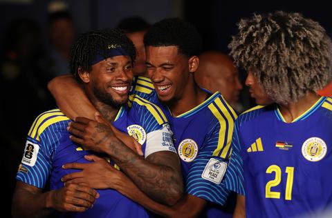 Voetbalsprookje Curaçao en Dick Advocaat ten einde: dit zijn de mooiste beelden van het WK-debuut