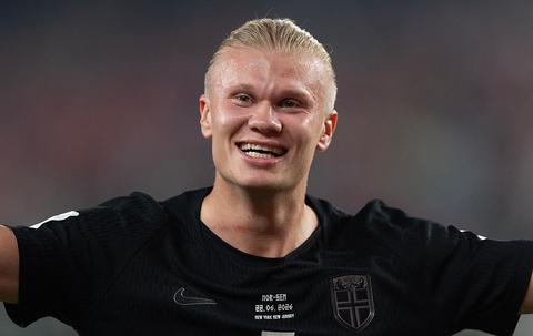 Topspits Erling Haaland zorgt voor hilarisch moment op WK voetbal met opvallende grap