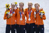 Ellen Hogerwerf, Karolien Florijn, Ymkje Clevering en Veronique Meester tijdens de Spelen van 2020. Getty Images.