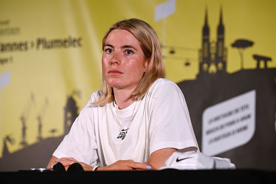 'Hongerige' topwielrenster Demi Vollering uit op revanche in Tour de France Femmes na valpartij