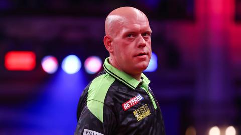 Zorgen om topdarter Michael van Gerwen nemen toe na nieuwe dreun: 'Ik denk dat hij daar spijt van gaat krijgen'
