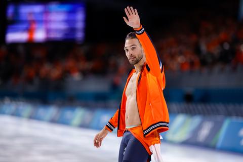 Kjeld Nuis waagt zich vlak voor nieuwe schaatsseizoen aan andere sport