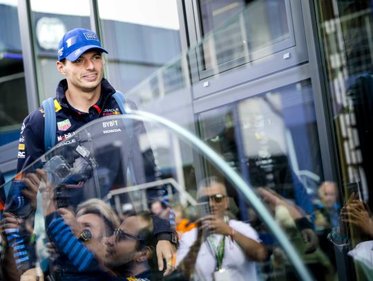 Oranjefeest barst los in Zandvoort: bekijk hier de mooiste beelden van de Formule 1-fans