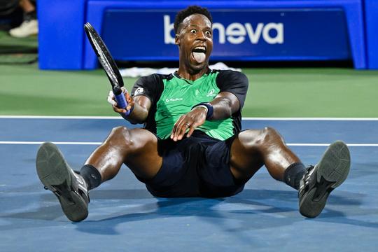 Publiek US Open gaat uit zijn dak: toptennisser (39) zorgt voor verbazing met geliefde