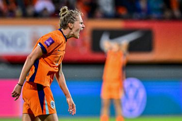 Oranje Leeuwinnen kiezen voor bijzondere voorbereiding op EK: 'Er is natuurlijk een geschiedenis'