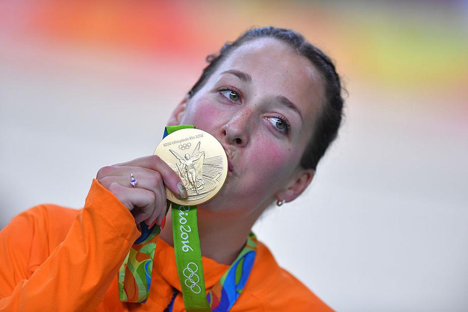 Emotioneel moment ernstig zieke olympisch kampioene (31): 'Hij vond het moeilijk zijn mama zo te zie