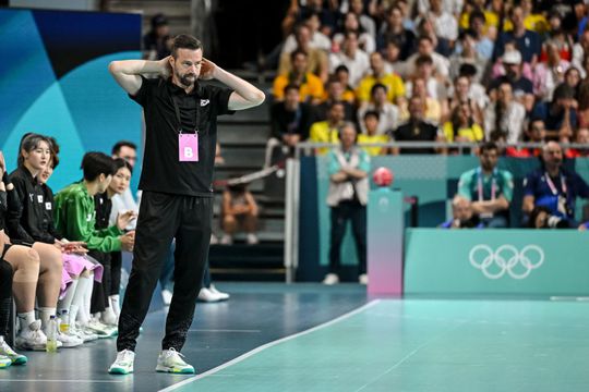 Nieuwe bondscoach luistert naar Oranje-handbalsters: 'Het zou dom zijn om alles proberen te veranderen'