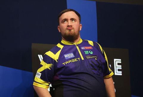 Pijnlijke exit voor 'pestkop' Luke Littler bij EK darts heeft grote gevolgen voor Engelse tiener