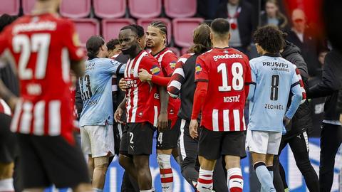 Beladen dag voor veelbesproken PSV'er Lutsharel Geertruida tegen Feyenoord: 'Dit kon je verwachten...'