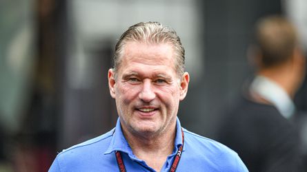 Jos Verstappen was afwezig bij wereldkampioenschap Max Verstappen: 'Beter om even thuis te blijven'