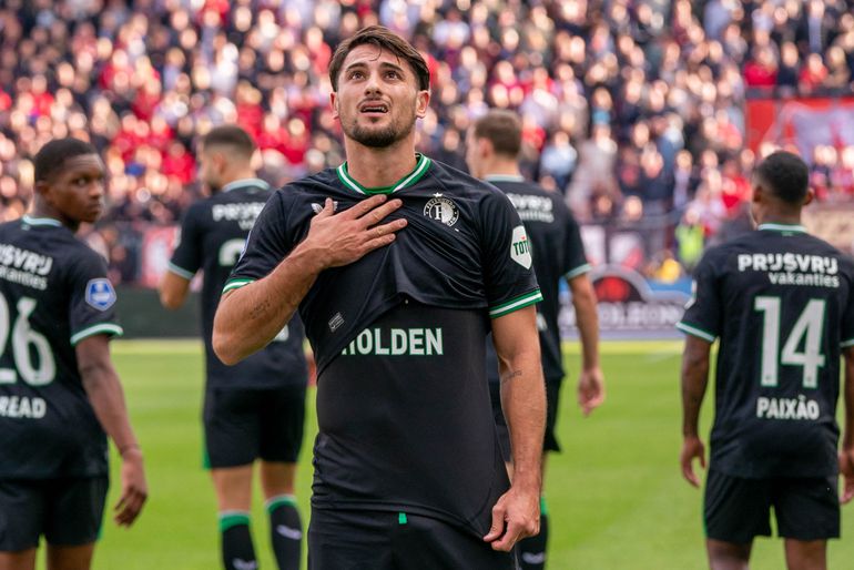 Julian Carranza kreeg positief advies van oud-Feyenoorder: 'Als ik jou was, zou ik gaan'