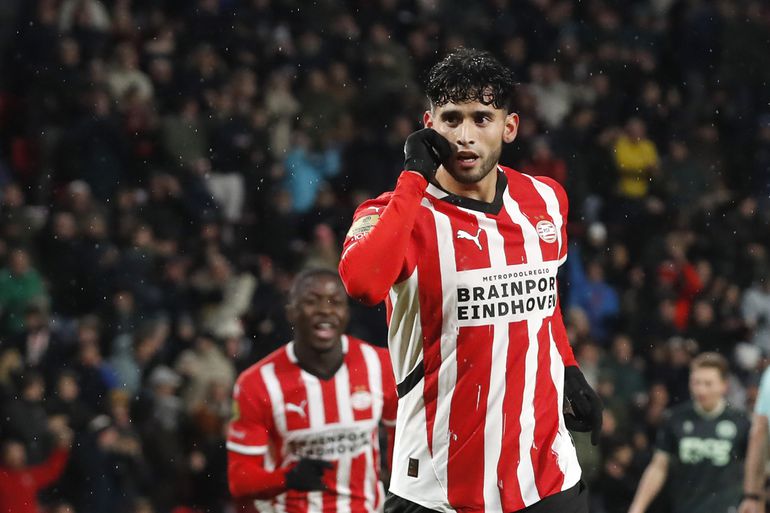 'PSV baalt hier ook van': discussie over scorende én eisende Ricardo Pepi