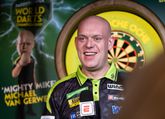 Michael van Gerwen moet op het WK darts tegen Mitsuhiko Tatsunami. ©PDC