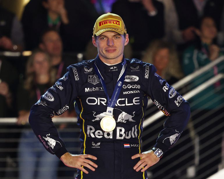 Formule 1-boegbeeld geeft rivalen Max Verstappen openlijk advies in zenuwslopende WK-titelstrijd