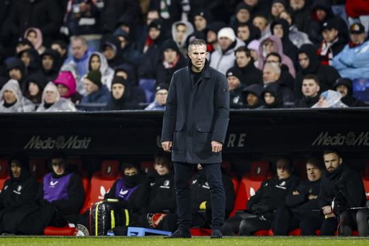Slimme zet bij Feyenoord houdt Robin van Persie voorlopig buiten schot: 'Interessant om te volgen'