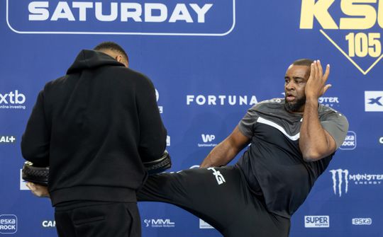 Kanshebbers in Last Heavyweight Standing-toernooi van Glory vliegen elkaar verbaal in de haren: 'Ik kom je opeten'