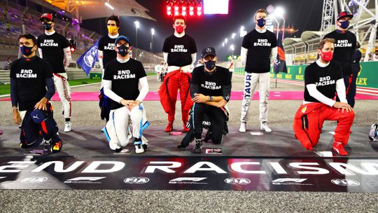 Opmerkelijke actie van F1-coureur die cruciale rol speelde bij eerste wereldtitel Max Verstappen