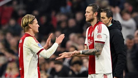 Johan Derksen haalt uit naar aanvaller: 'Die zou nooit een Ajax-shirt mogen dragen'