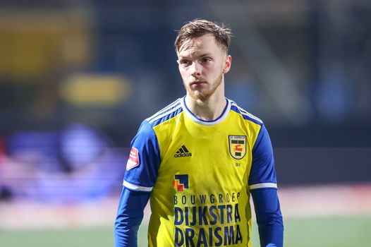 Cambuur-aanvaller scoort vooral veel gele kaarten, kaartenrecord in het vizier