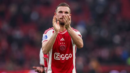 Johan Derksen heeft idee voor Ajax: 'Aan al die seizoenkaarthouders de helft terugbetalen'