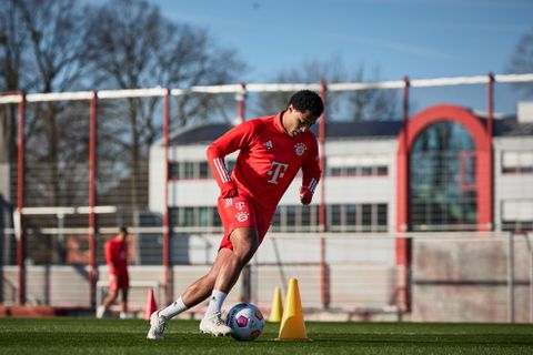 Bayern München-spelers vieren overwinning op RB Leipzig tot vier uur in de ochtend