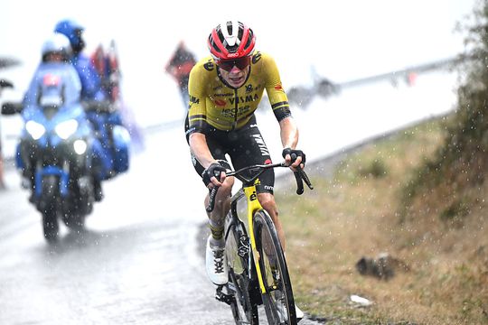 Nederlandse wielerploeg komt met opmerkelijke samenwerking in jacht op Pogacar: 'Essentieel om competitief te blijven'