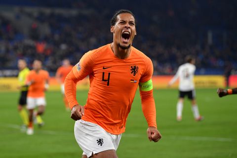 De Klassieker tussen Nederland en Duitsland: het wc-papier van Ronald Koeman en de knal van Virgil van Dijk