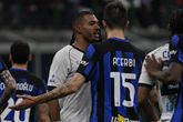 Juan Jesus en Francesco Acerbi tijdens Inter tegen Napoli © Getty Images