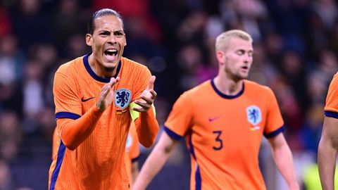 Virgil van Dijk baalt van spelhervattingen Duitsland: 'We hadden er zelf één of twee mogen maken'