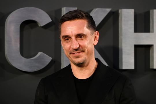 Voetballegende verrast met nieuwe carrière voor het oog van duizenden mensen