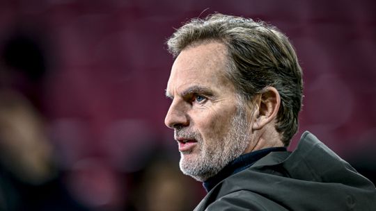 Ronald de Boer wijst opvallende speler aan die verschil kan maken bij PSV - Ajax: 'Hij is wel wat gewend'